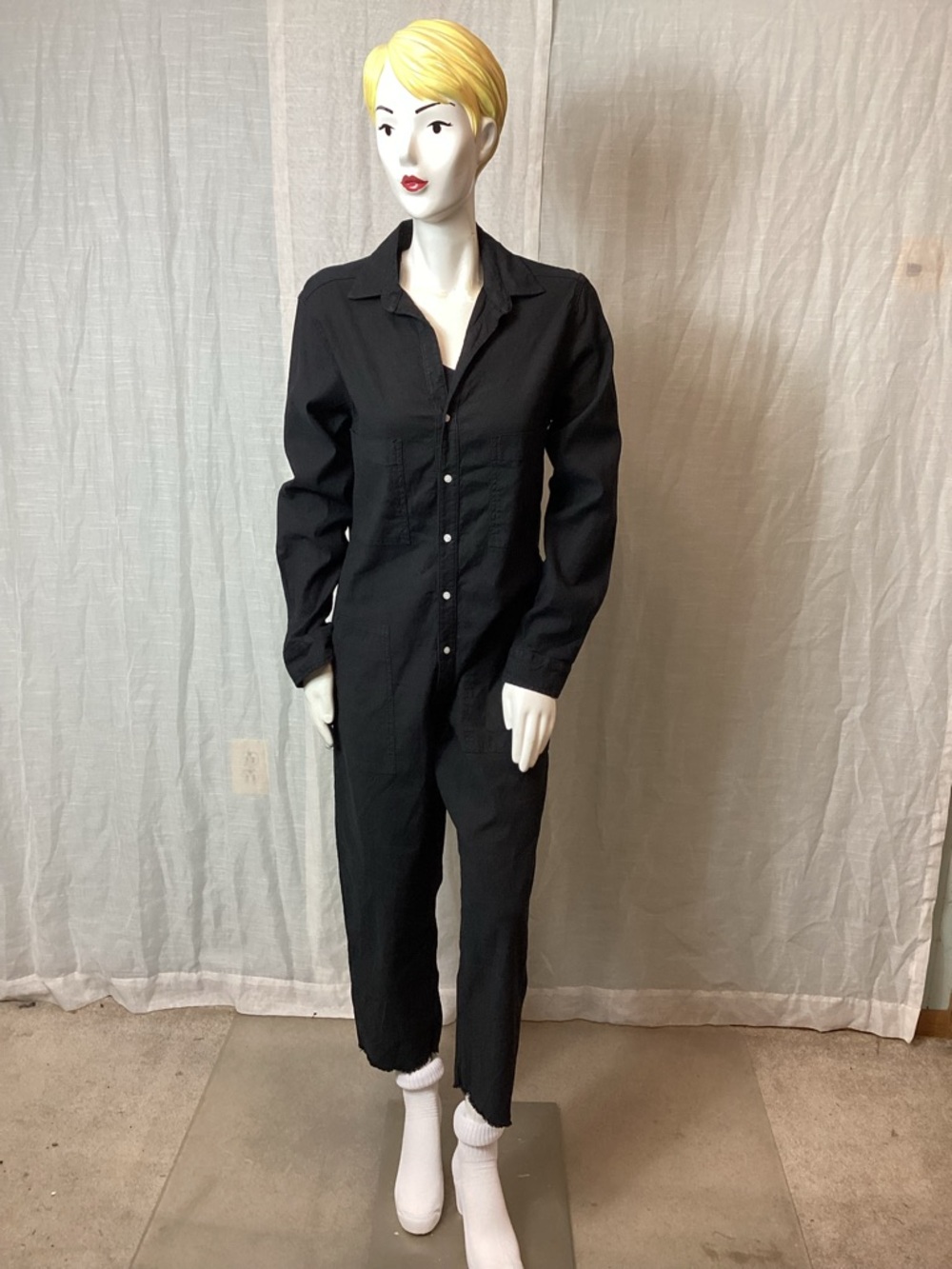 Frank & Eileen Black Button-Down Jumpsuit; Size: Small